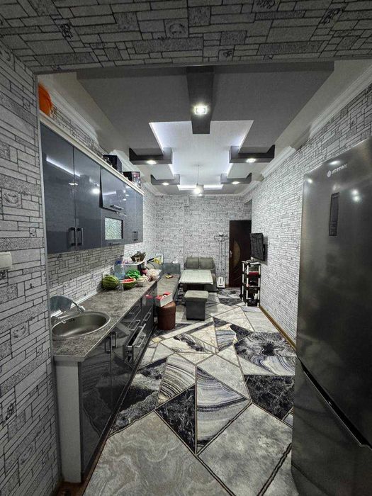 3х комнатная квартира на  7 этаже 84кв/м, в Самарканде