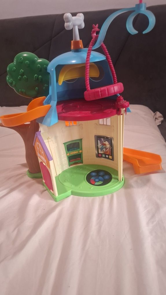 Vand sediu patrula catelusilor