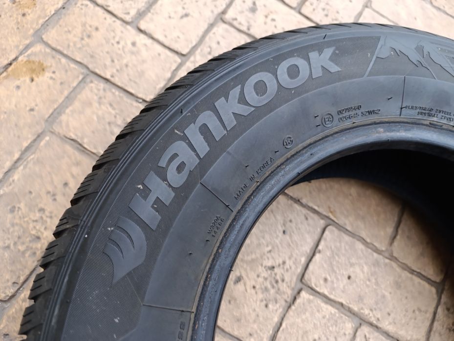 Зимни гуми Hankook 215/70/16 dot 2022