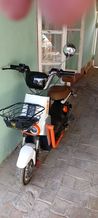 Скутер сотилади келишилган нархда