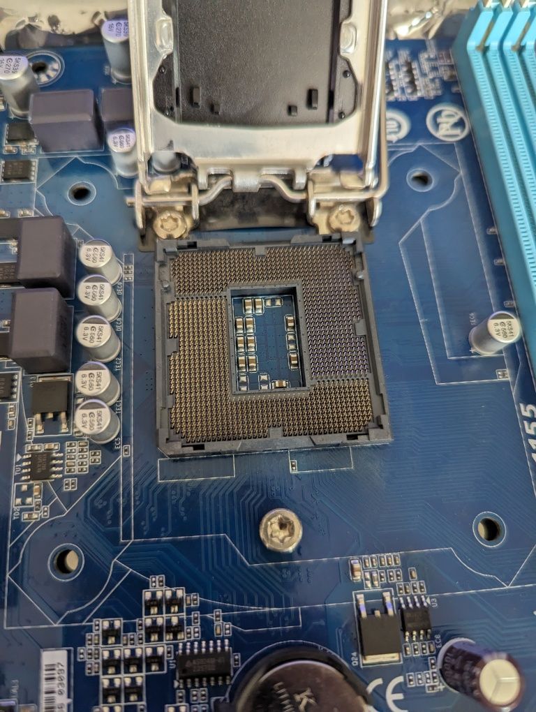 Placa de bază 1155 Gigabyte H61M-S1