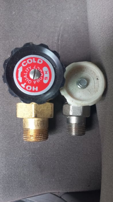 Водопроводни кранове.