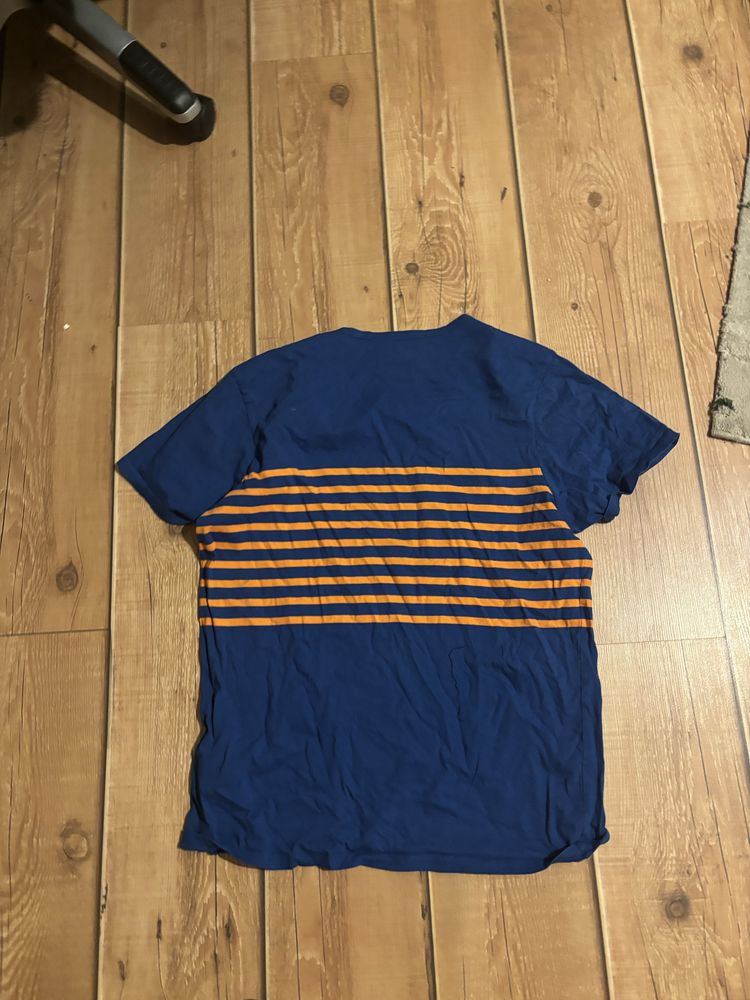 Vand Tricou Levis