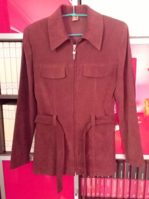 jacheta dama catifelata