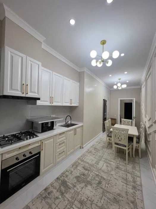 двухкомнатная квартира в ЖК Happy Family площадь — 88,8 м²;