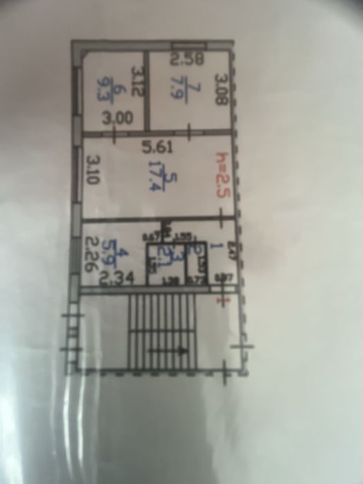 Продаю 3 комн. Квартиру