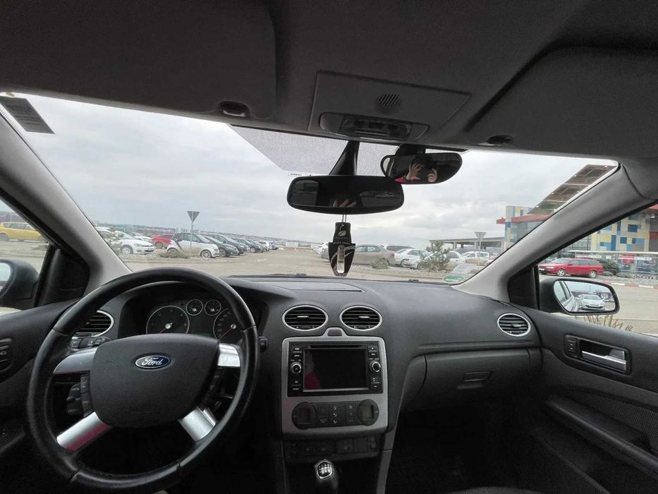 Vând Ford Focus 2.0 TDCI