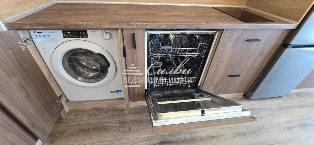 Тристаен апартамент НОВО строителство - кв.Пазара