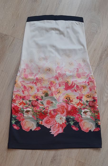 Елегантни  рокли