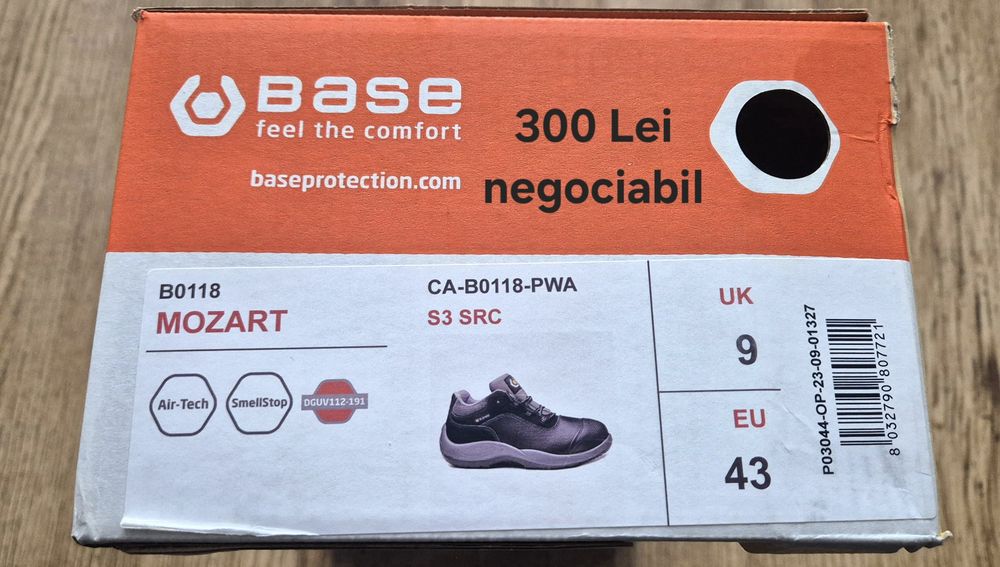 Vând bocanci marca Bruno S3 marime 43