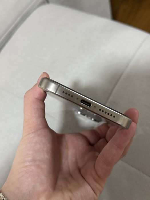 Продается iPhone 15 pro max. 256 gb