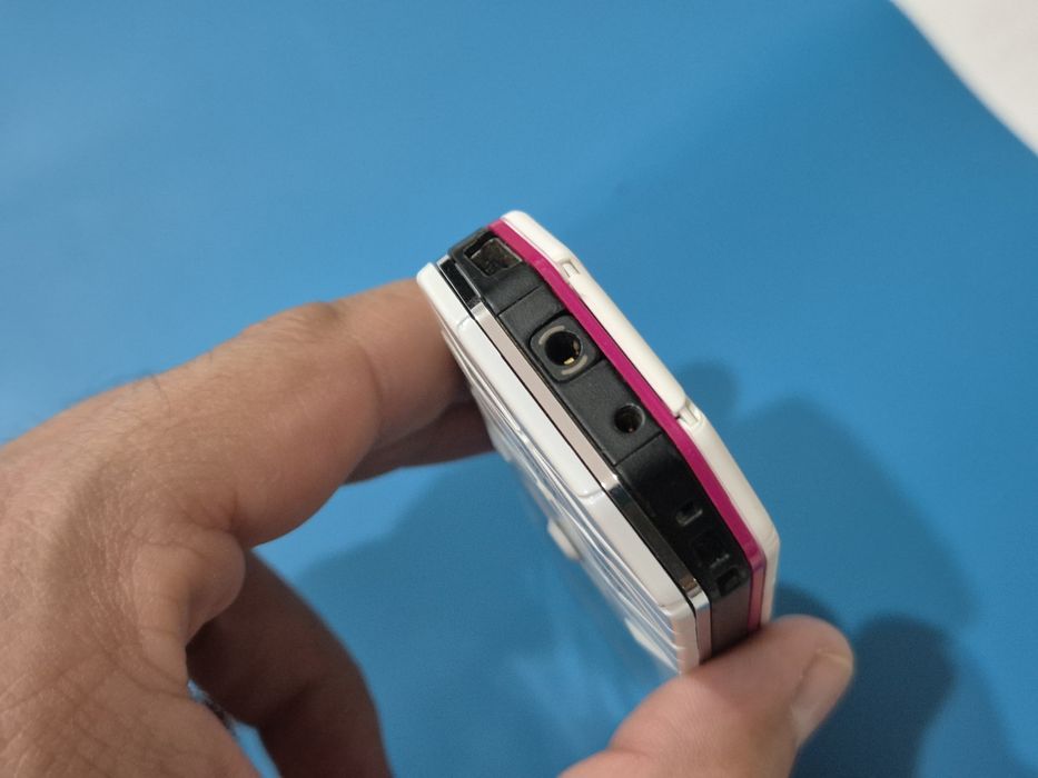 Nokia 7500 Prism - ca nou, de colectie!