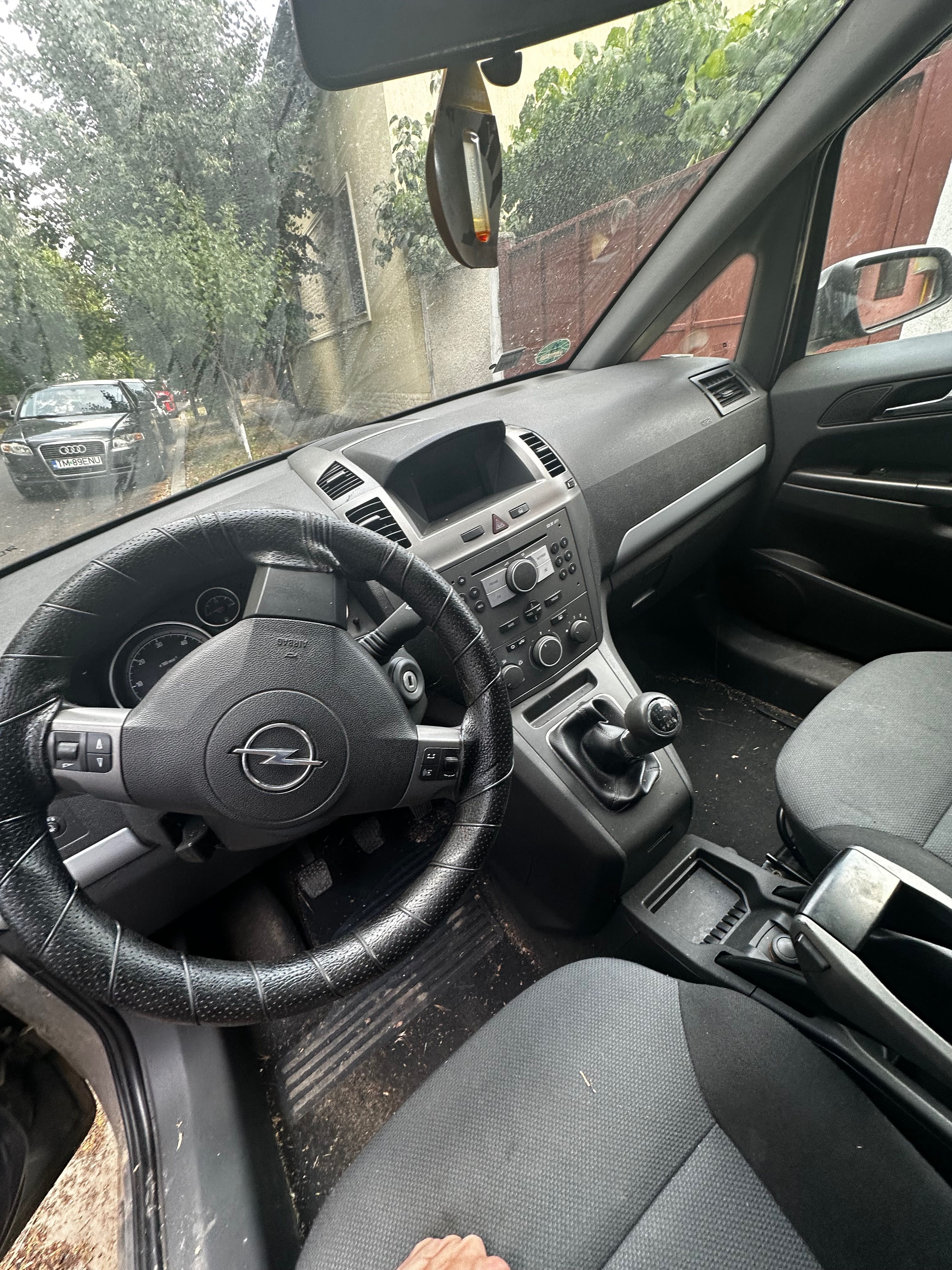 Vând Opel Zafira 1.7 cdti 2006