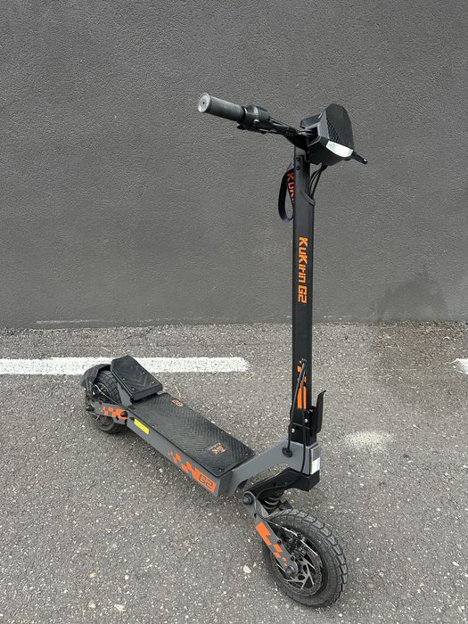 Trotineta Kukirin G2 2025