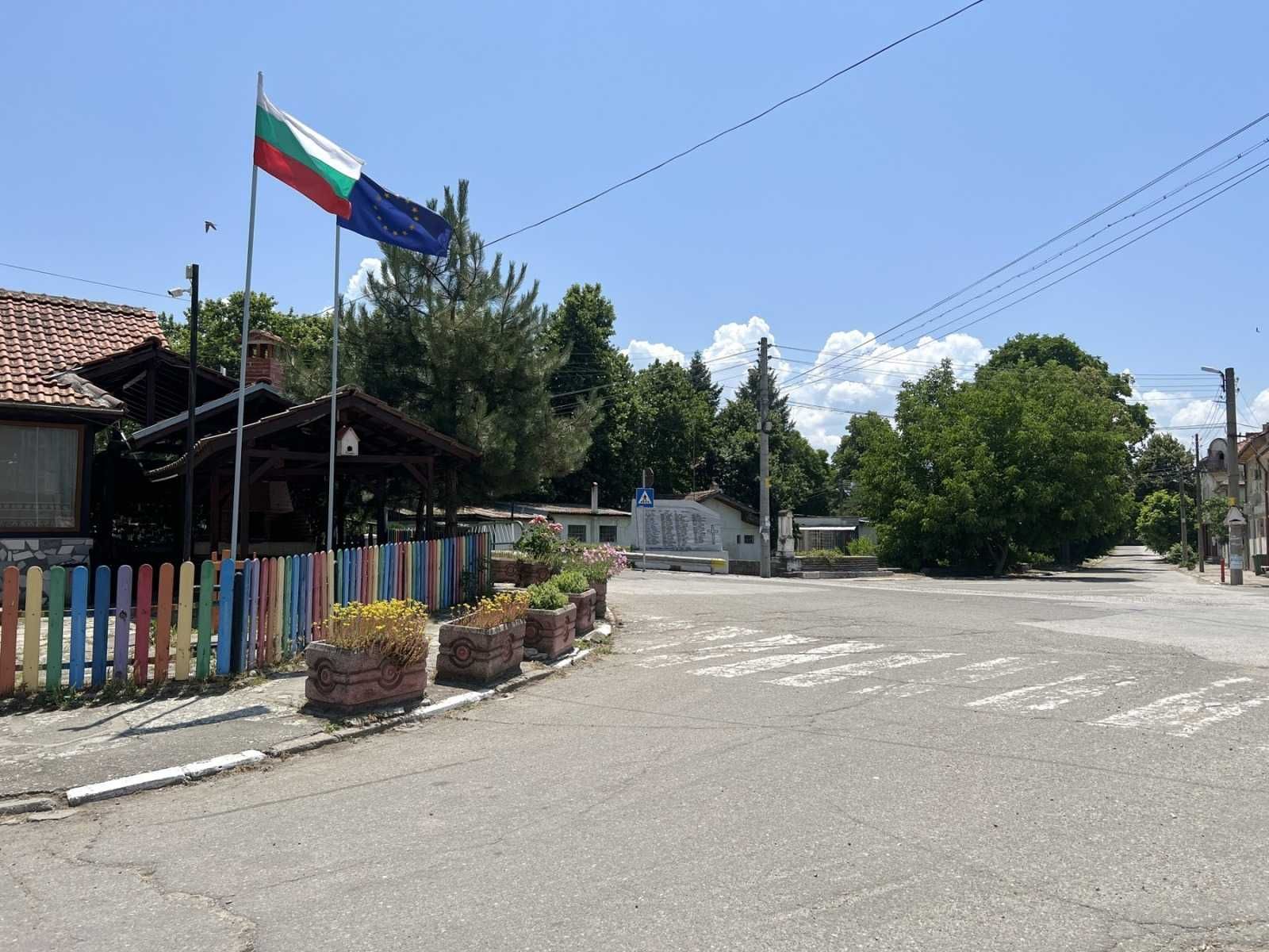 Парцел с право на строеж в с.Искра