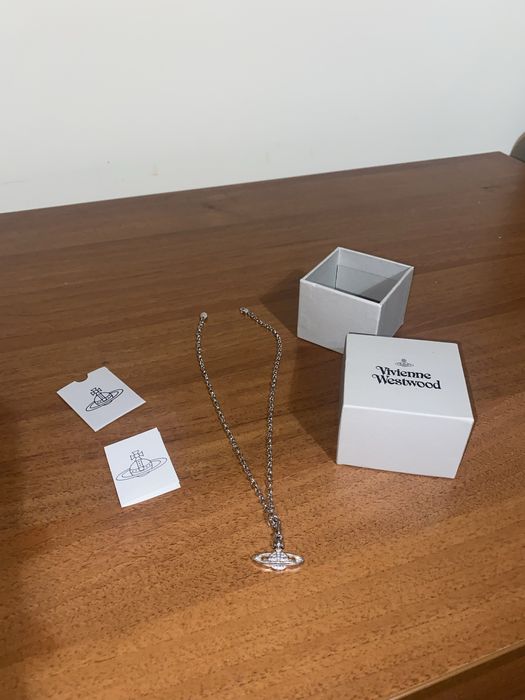 Vivienne Westwood Saturn Necklace Silver