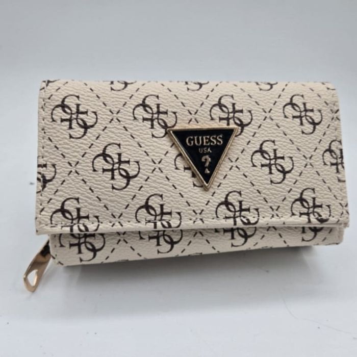 Дамски портфейли