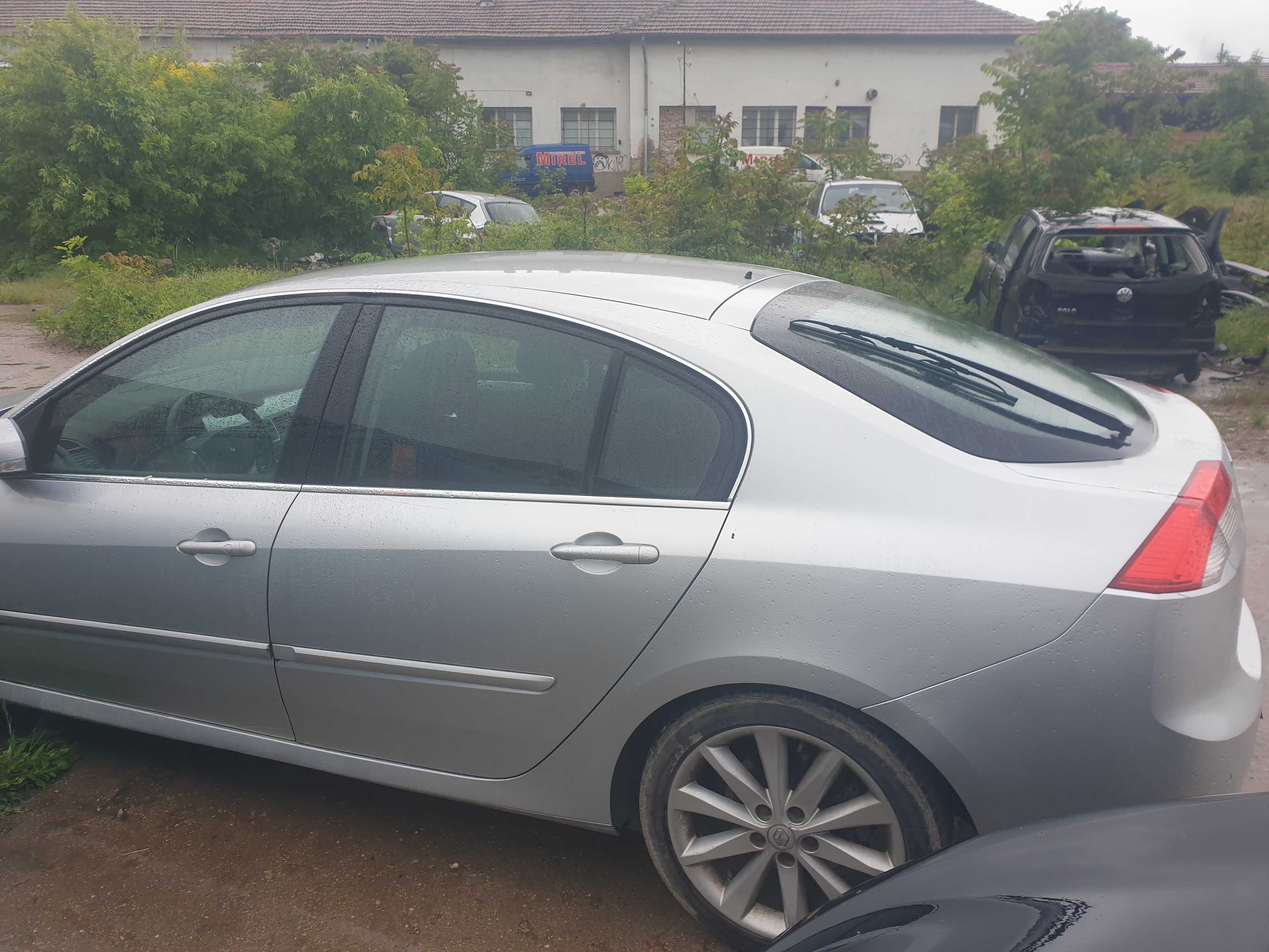 Renault Laguna 2.0dci -на части.