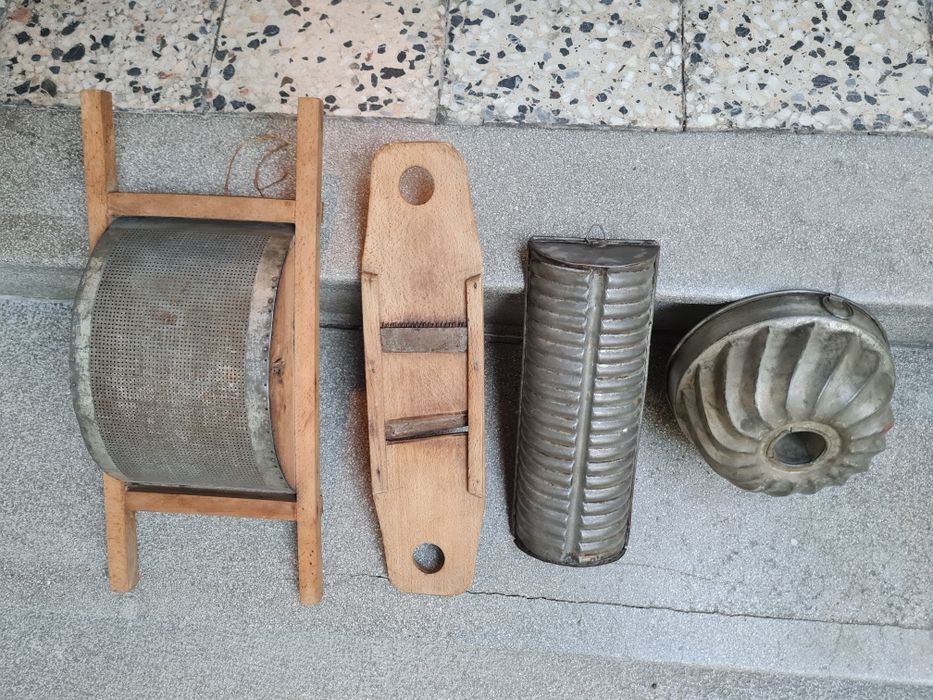 Sita, gilau, forme prajitura mari si mici, bucatarie,taranesti, comuni