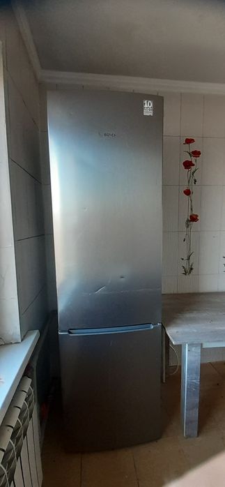 Холодильник рабочий Bosch