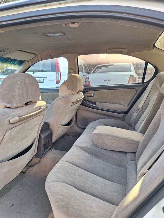 Nissan Maxima 33 Radnoy kiraska