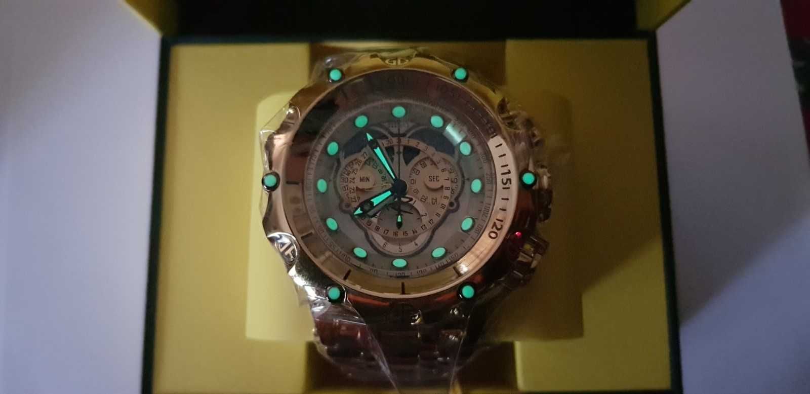 Часовник INVICTA Оригинал! Уникат 18к Нов !!