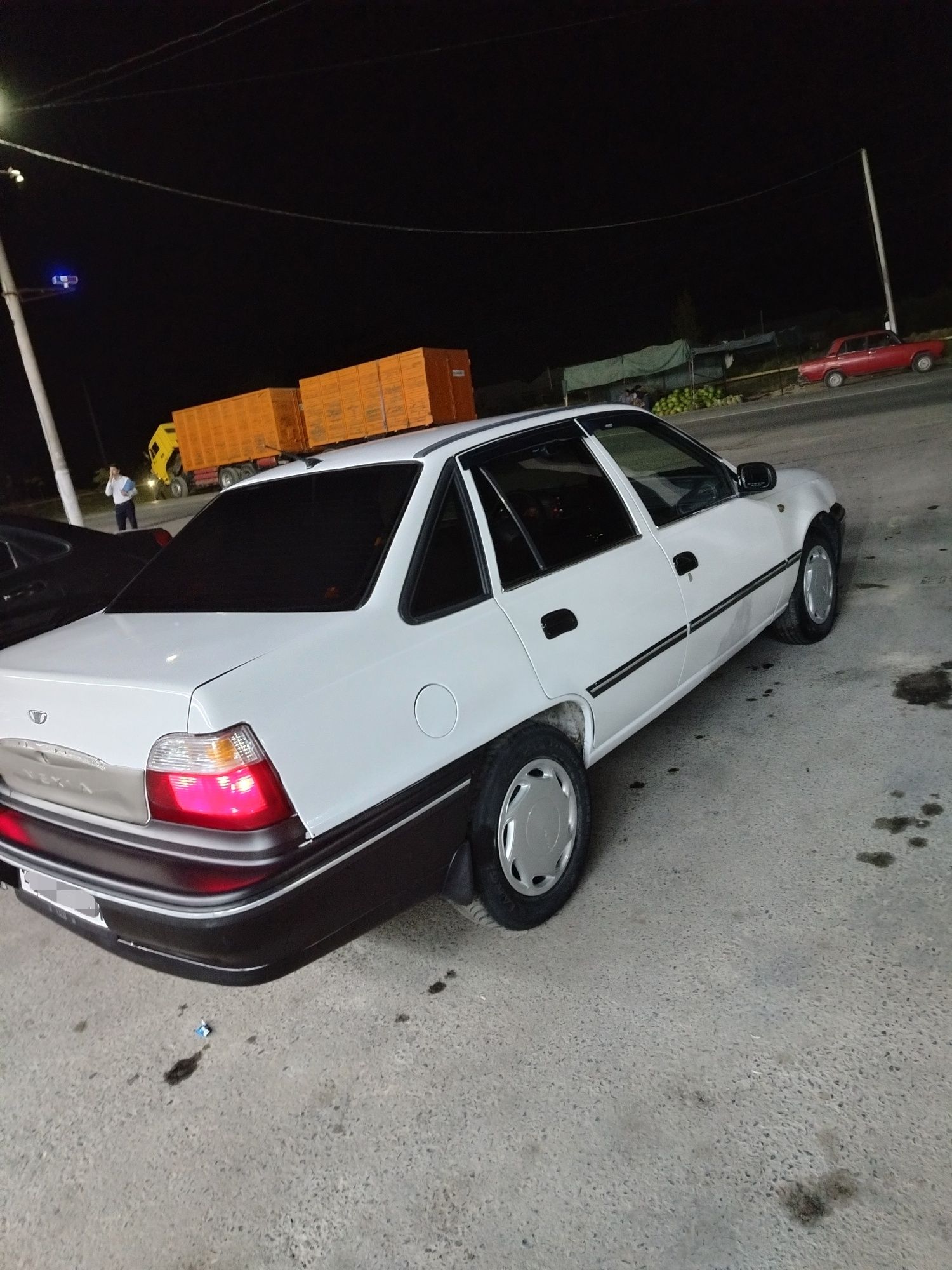 Nexia1 sons rangi oq 2008 xarajati yoq narxi 35mln kelishiladi