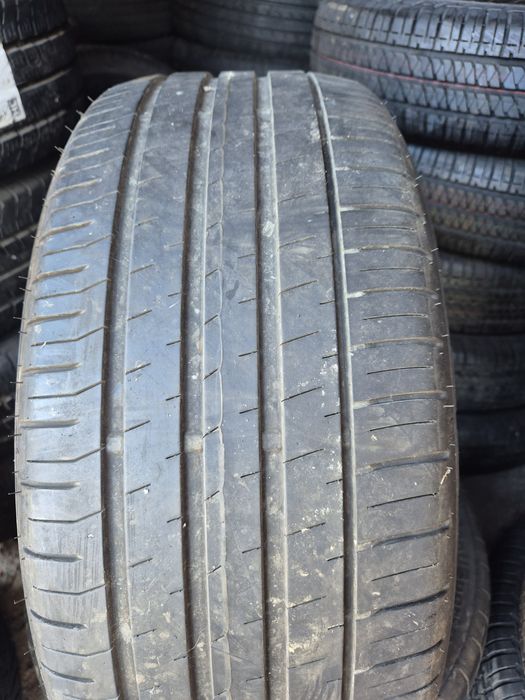 De vanzare anvelope 235 50 18 Falken profil 6 mm