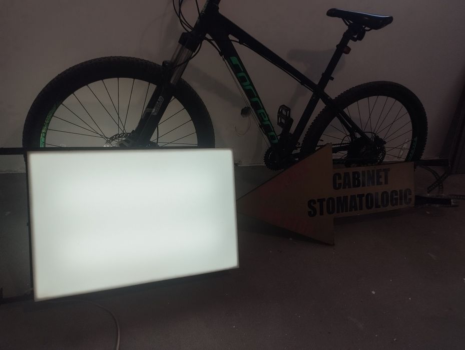 Reclamă luminoasă led, cabinet,etc