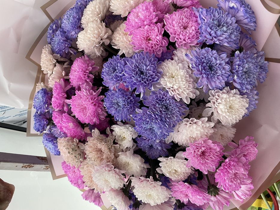 Свежий гүлдер сатылады!