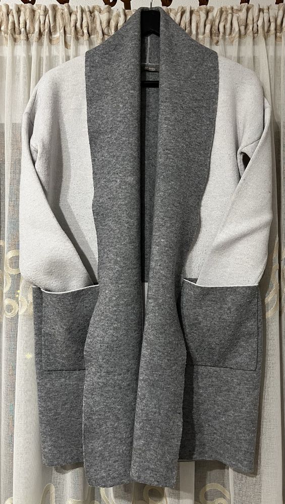 Puovar cardigan.