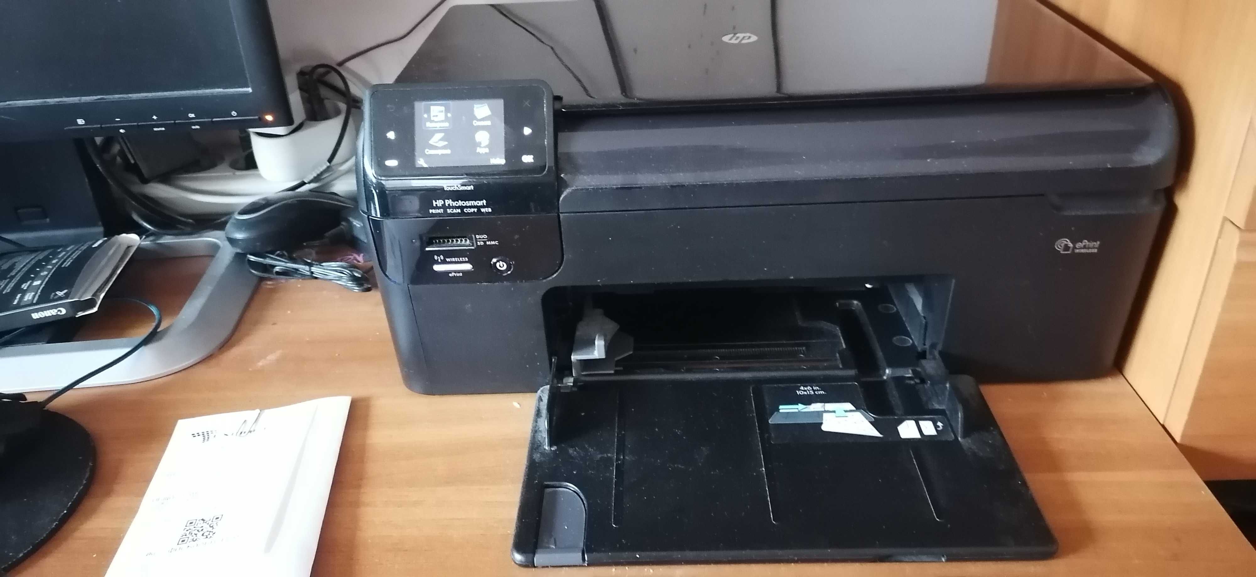 Принтер hp  с девет нови неразпечатвани тонери HL.