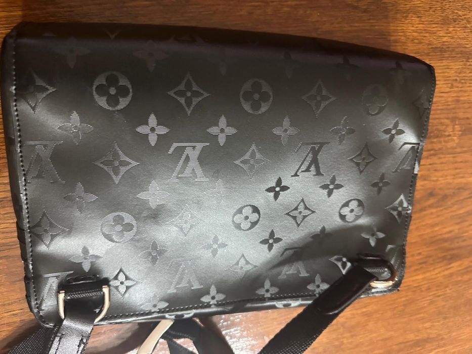 Borseta unisex LV super calitate