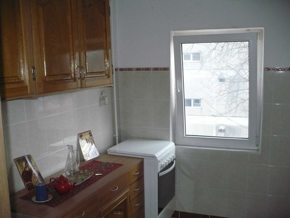 Vand apartament 2 camere