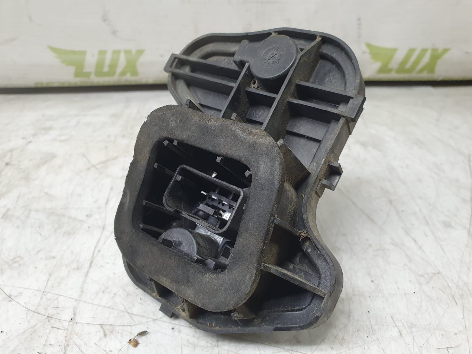 Soclu stop dreapta 1k6945258 Volkswagen VW Golf 5 [2003 - 2009]
