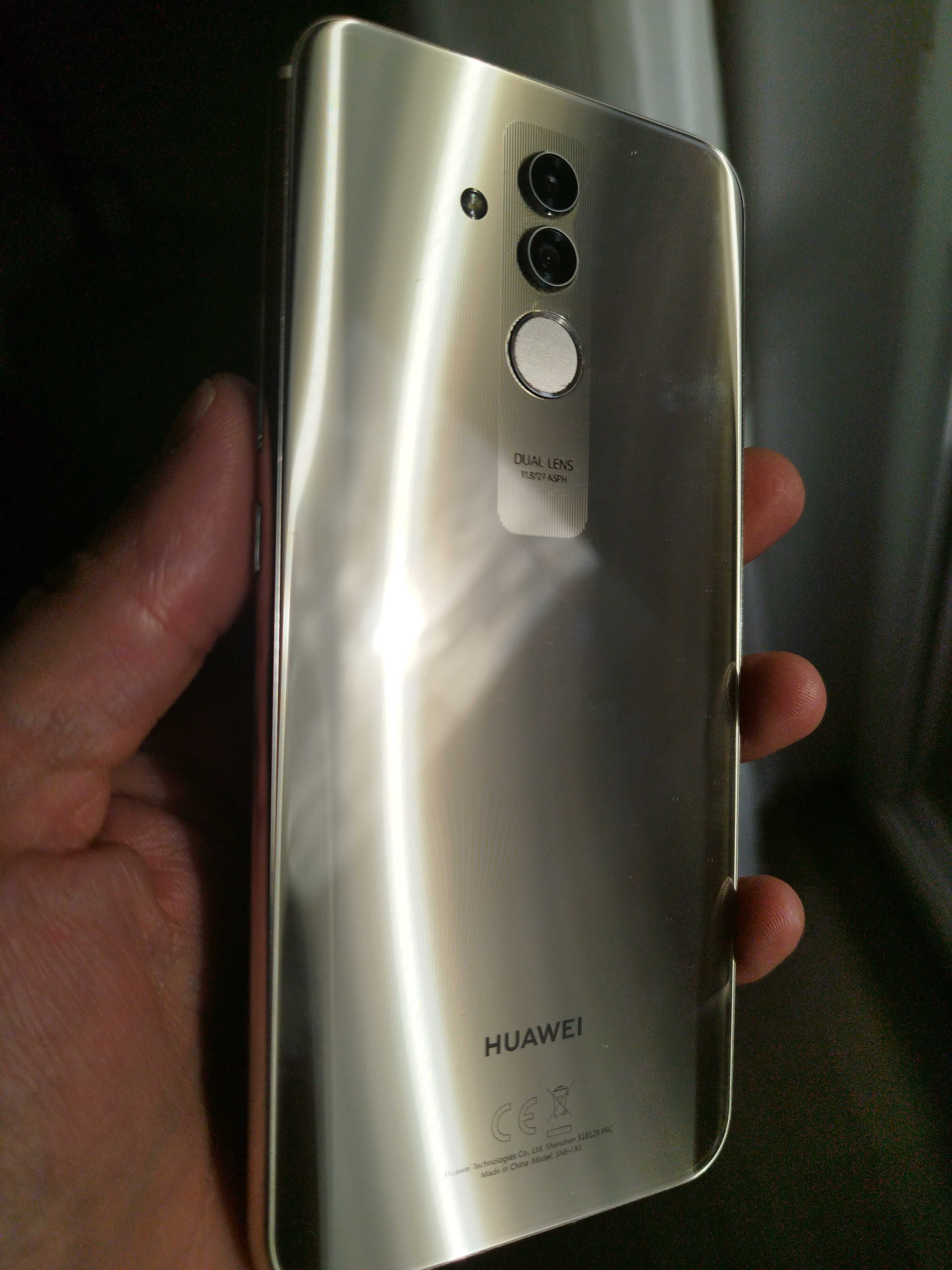 Telefon mobil ca nou - Huawei Mate 20 Lite