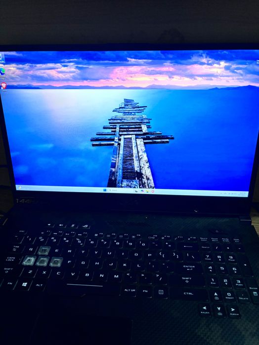 !VAND URGENT! Laptop Asus ROG strix scar ||