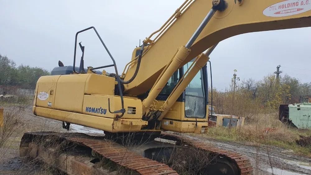 Komatsu PC 210 dezmembrez , motor , transmisie finala