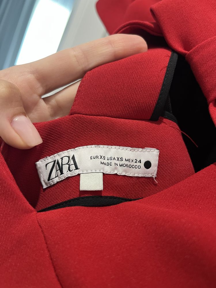 Чисто нов гащеризон Зара/Zara XS
