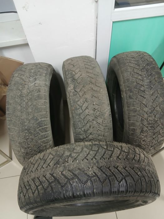Шины зимние на размер 235/75/16