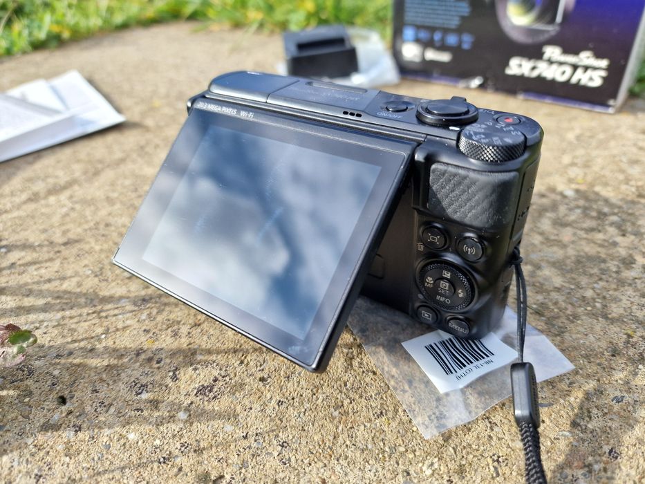 Canon SX740 HS 4K,  complet la cutie, in stare impecabila