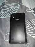 Vând 2 telefoane un Sony Xperia și un LG mai multe detali în privat