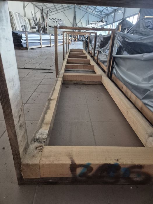 Grinzi/capriori/rastel din lemn/lemn/profile pvc/