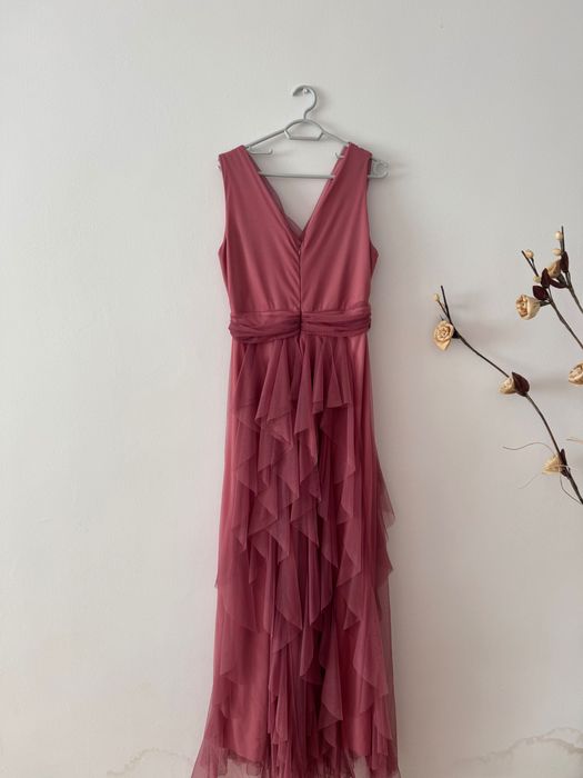 Официална рокля за