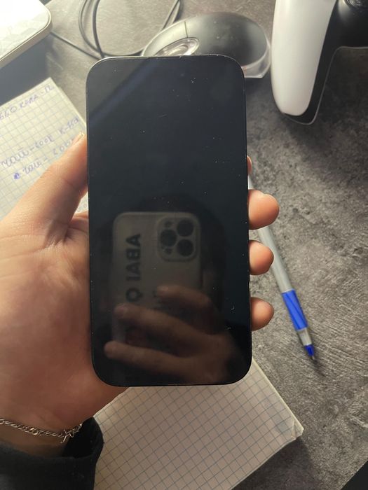 Продам айфон 14про