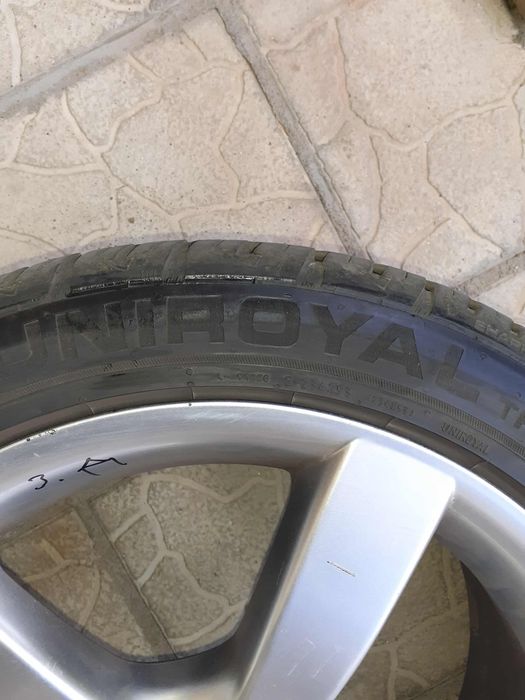 Гуми UNIROYAL 225/45/17