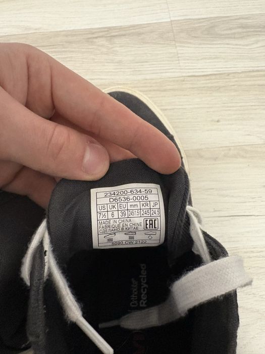 Дамски кецове Levis