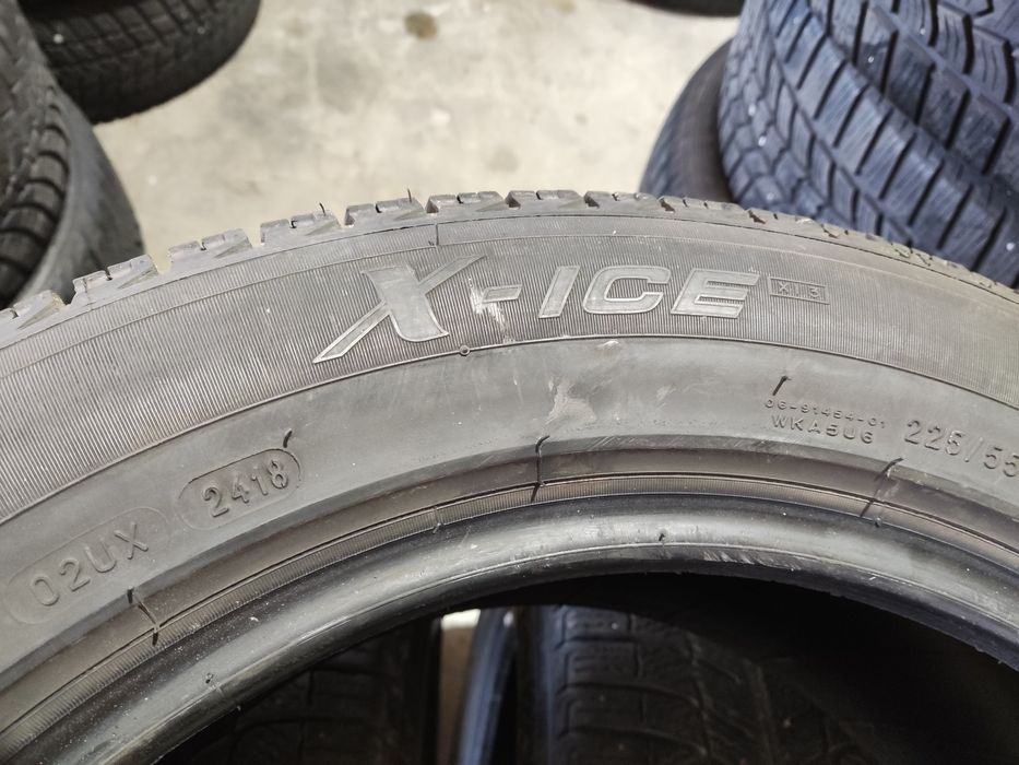 225/55/17 Michelin X-ice