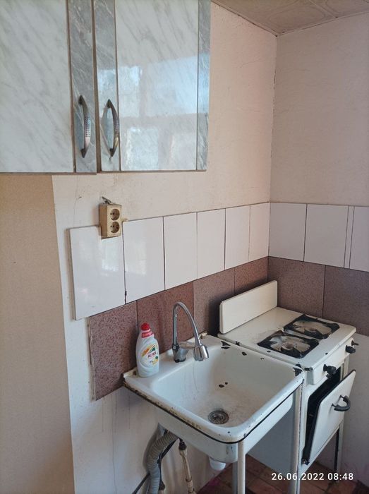 Mirzo Ulug'bek tumani Qorasuv 6  Arzon uy 1 xona