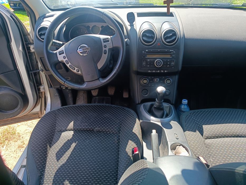 Vând Nissan Qashqai